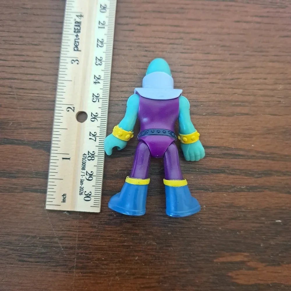 Fisher-Price Imaginext DC Super Friends Mr Freeze Action Figure Blue Purple 3in